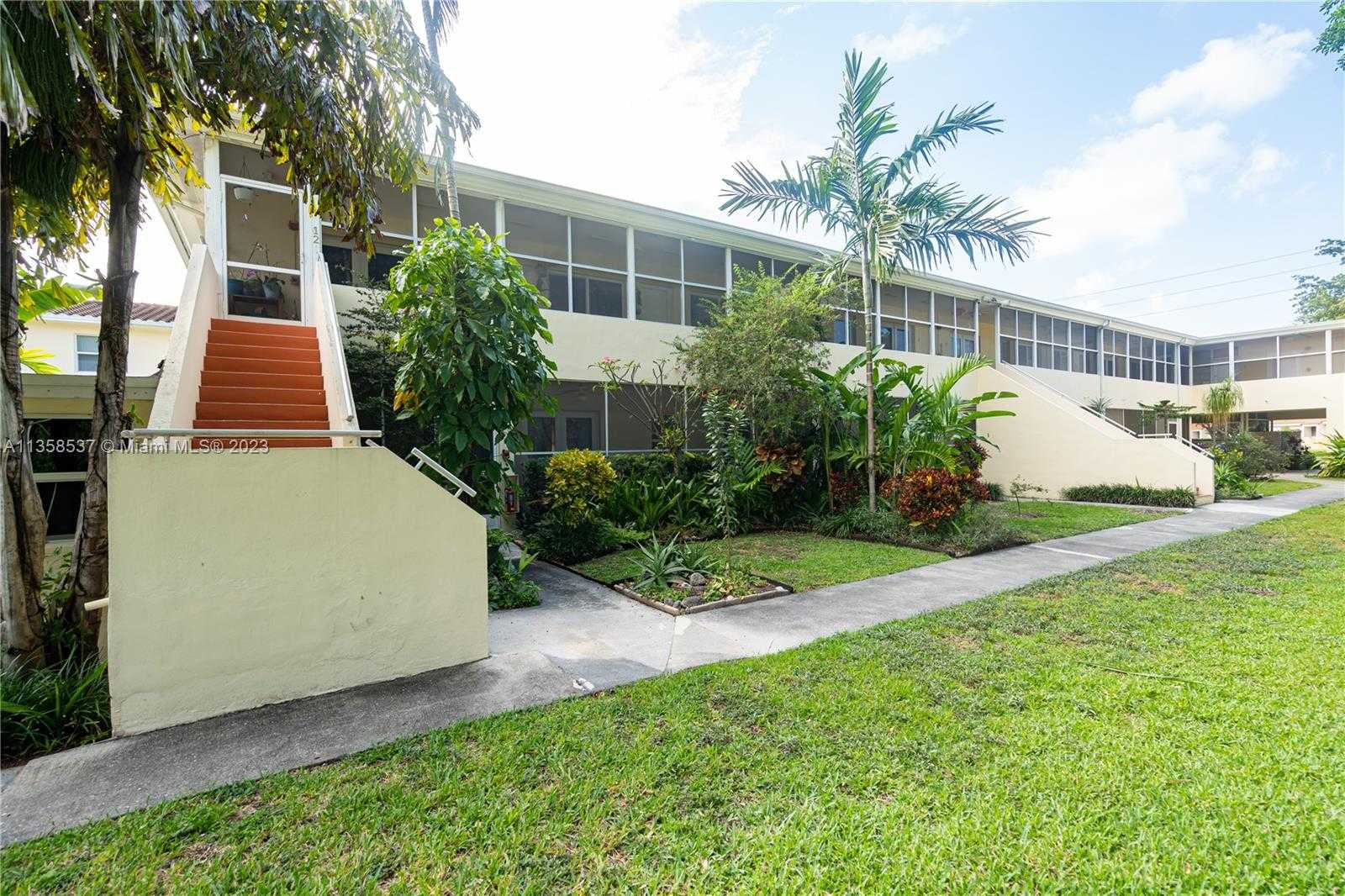 Eigentumswohnung im Miami Shores, Florida 11662362