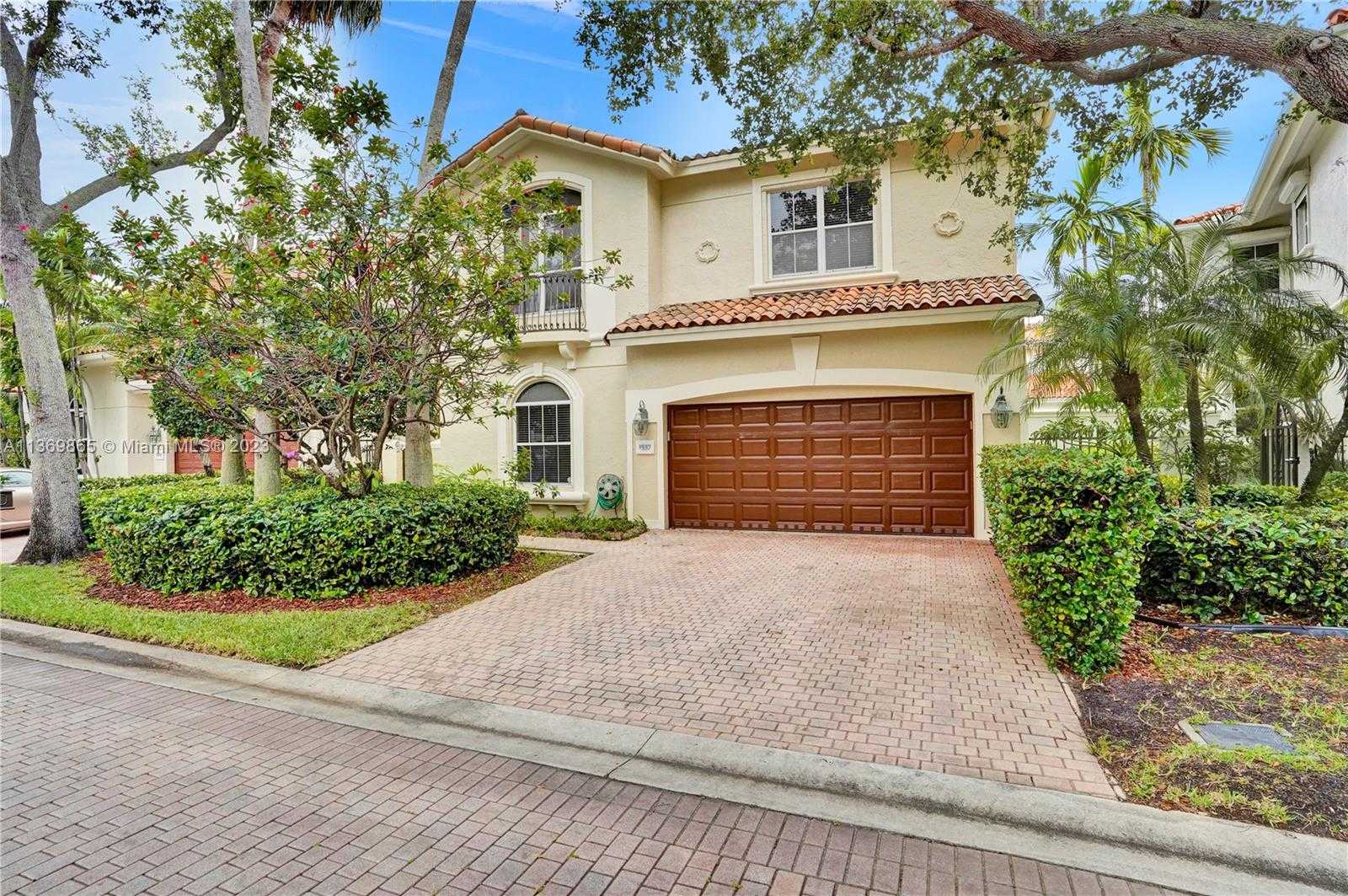 House in Beverley Beach, Florida 11662377