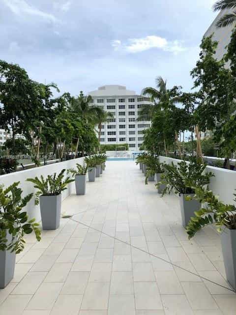 House in Miami, Florida 11662378