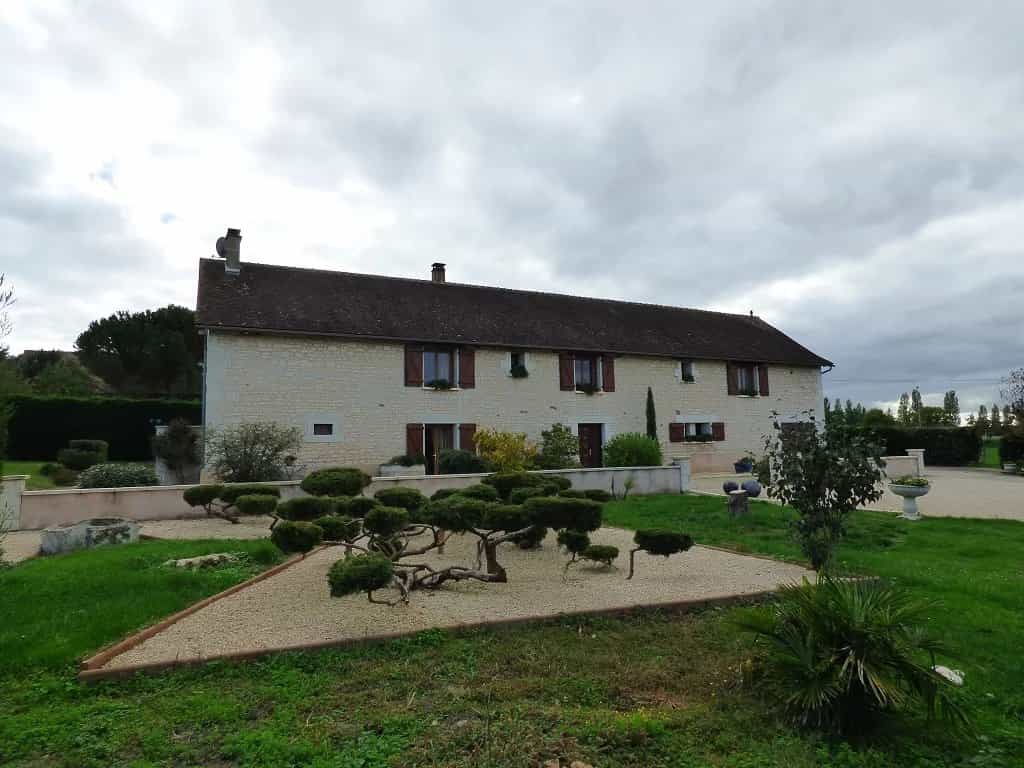 Hus i Chatellerault, Nouvelle-Aquitaine 11662464