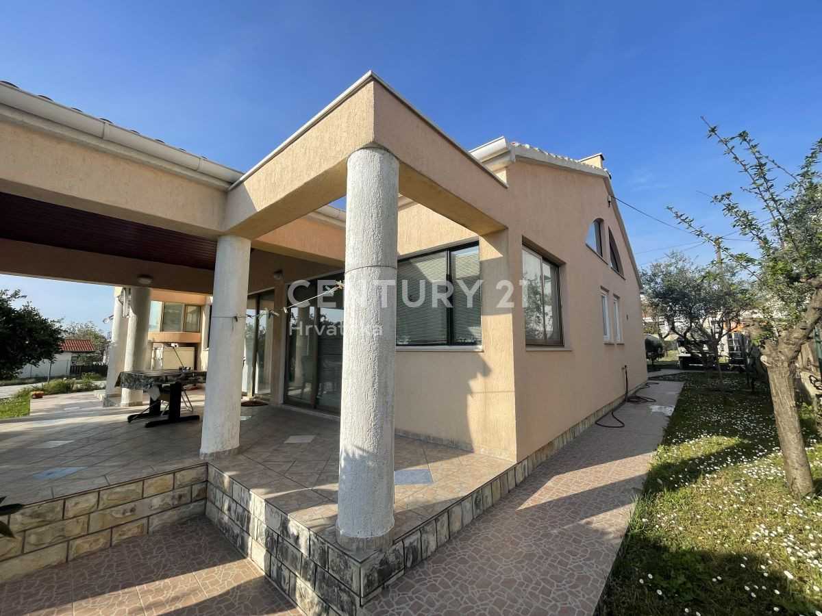 Huis in Zadar, Zadar County 11662602