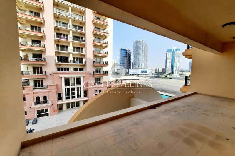 Condominium in Dubai, Dubayy 11662660