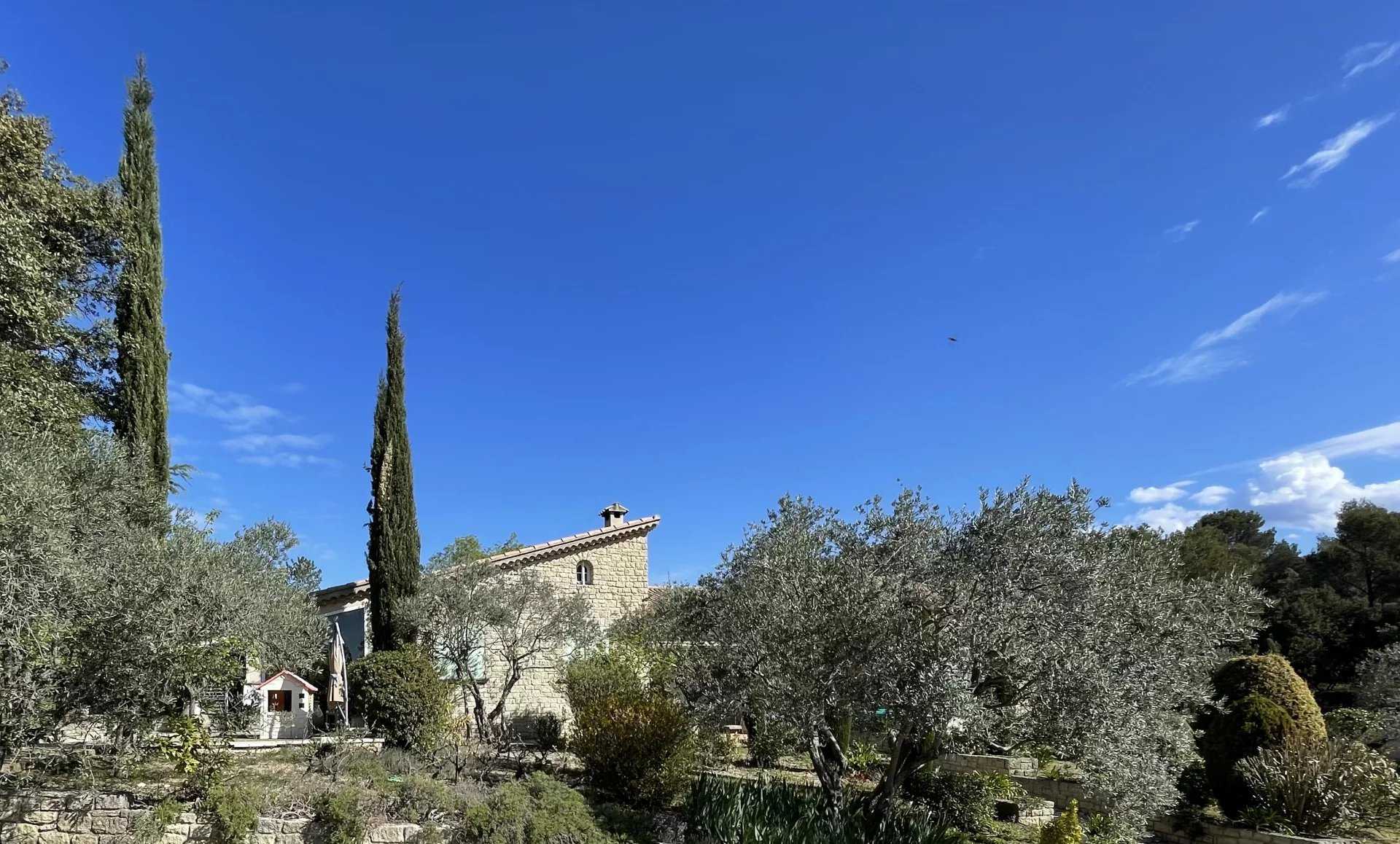 rumah dalam Bedoin, Provence-Alpes-Côte d'Azur 11663155
