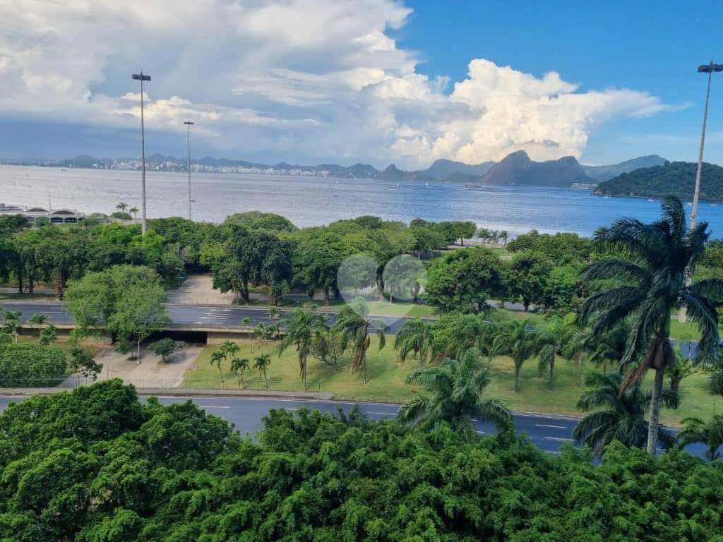 Condominium dans Flamengo, Rio de Janeiro 11663475