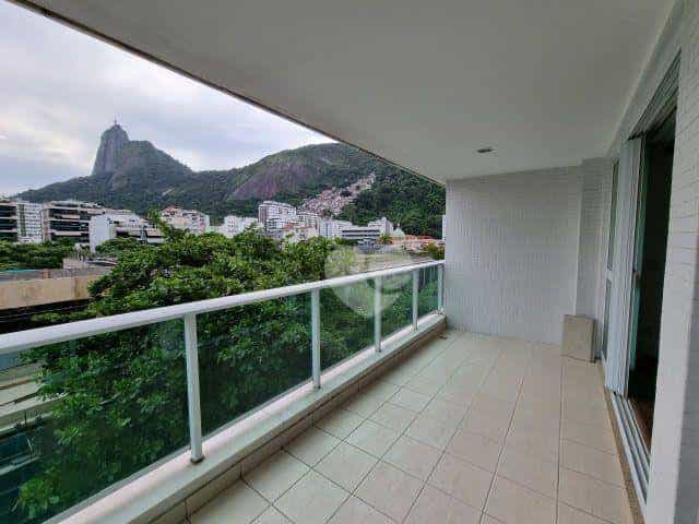 Condominium in Botafogo, Rio de Janeiro 11663739