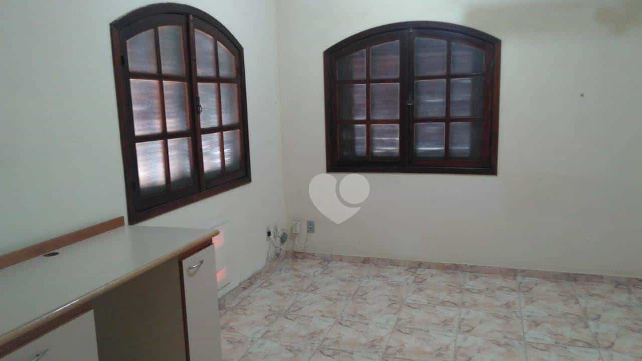 жилой дом в Праса да Бандейра, Рио де Жанейро 11664141