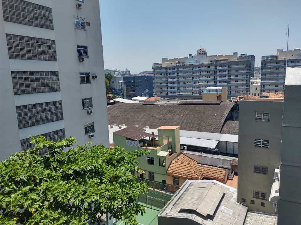 Condominium in Praça da Bandeira, Rio de Janeiro 11664531