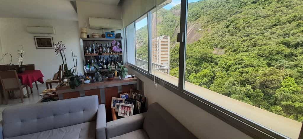 Квартира в Росінья, Ріо-де-Жанейро 11664563