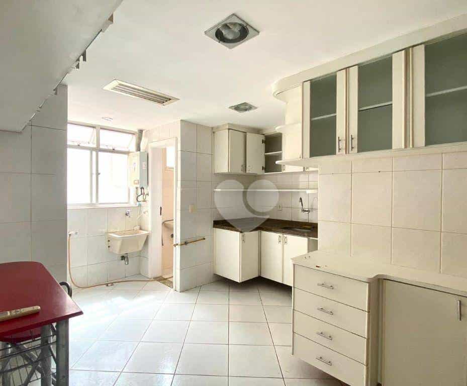 Condominium in Recreio dos Bandeirantes, Rio de Janeiro 11664584
