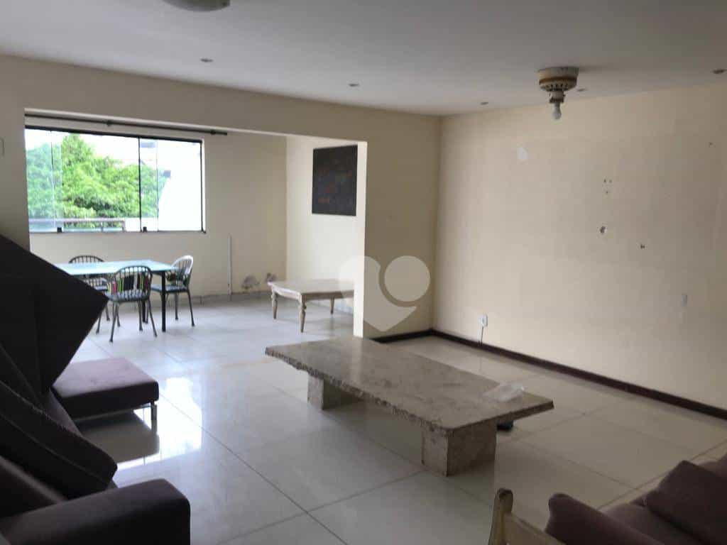 Condominium in Recreio dos Bandeirantes, Rio de Janeiro 11664611