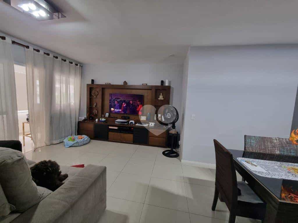 Condominium in Praca da Bandeira, Rio de Janeiro 11664802