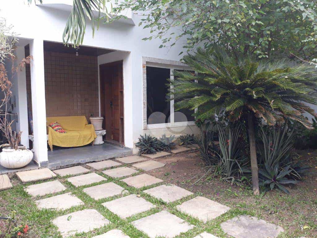 Hus i Pechincha, Rio de Janeiro 11665240