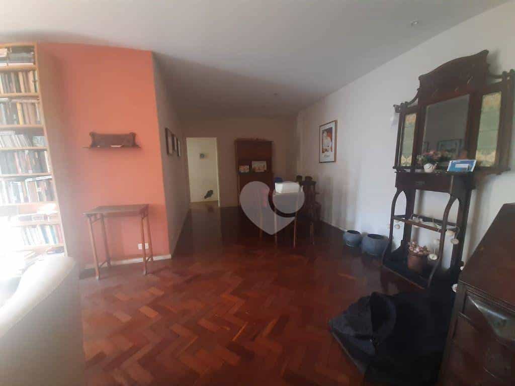 Condominium in Gavea, Rio de Janeiro 11665495