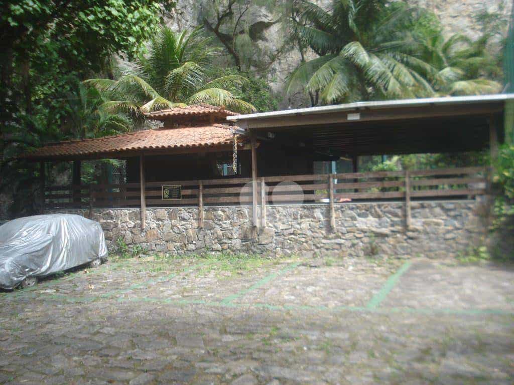 Dom w , Rio de Janeiro 11665568