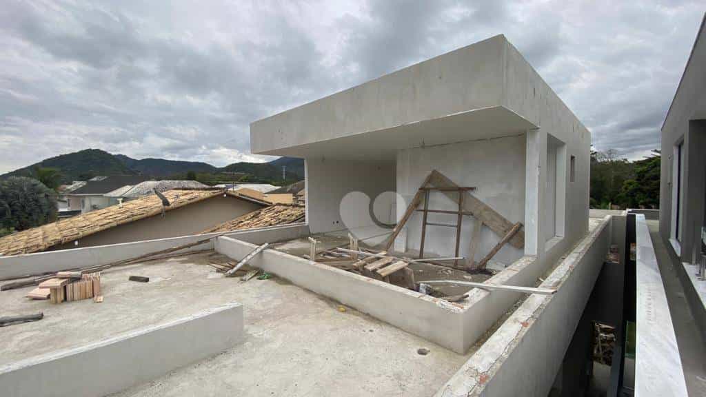 жилой дом в Рестинга-де-Жакарепагуа, Рио де Жанейро 11665611