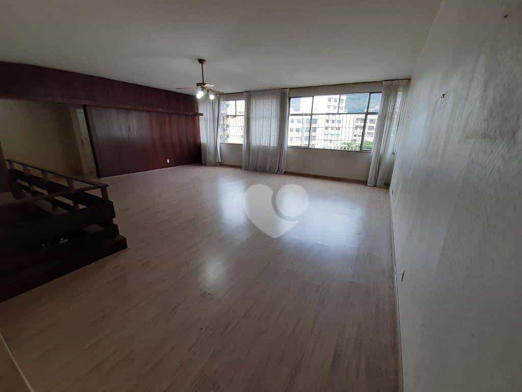 公寓 在 蒂茹卡, 里約熱內盧 11665622