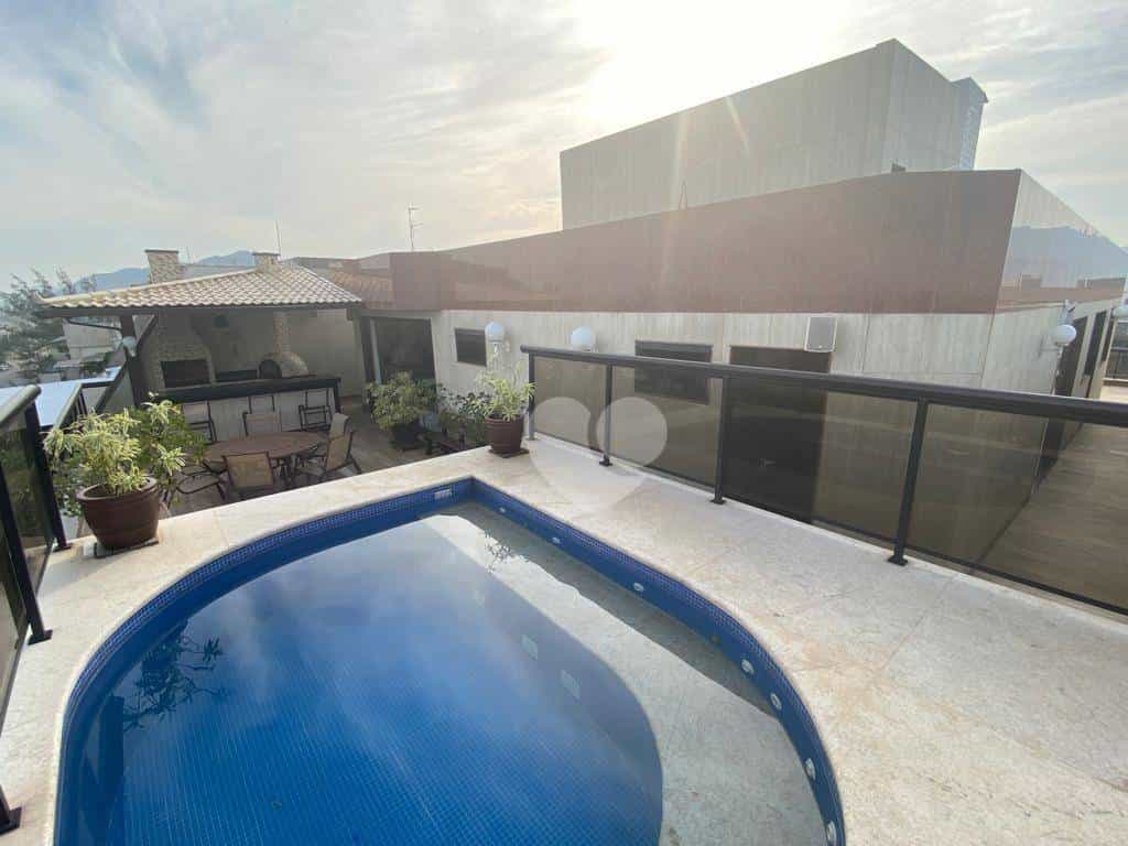 Condominium in , Rio de Janeiro 11665770