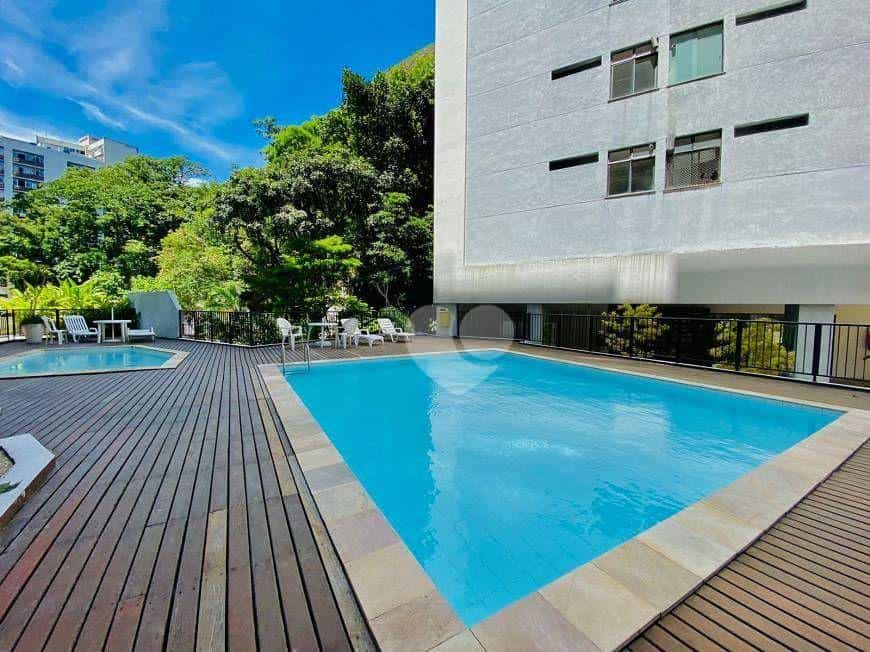 Condominium in Lagoa, Rio de Janeiro 11666254