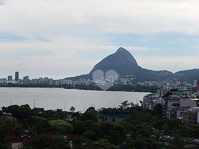 Condominium in , Rio de Janeiro 11666563