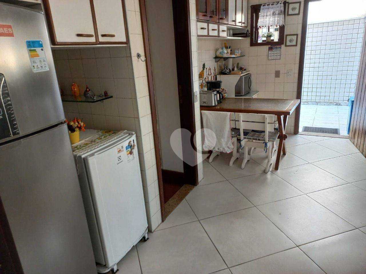House in , Rio de Janeiro 11666663