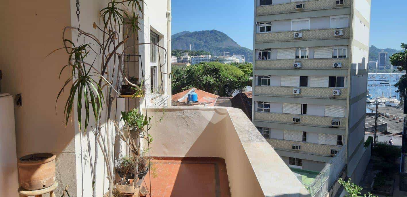 Condominium dans Lém, Rio de Janeiro 11666679