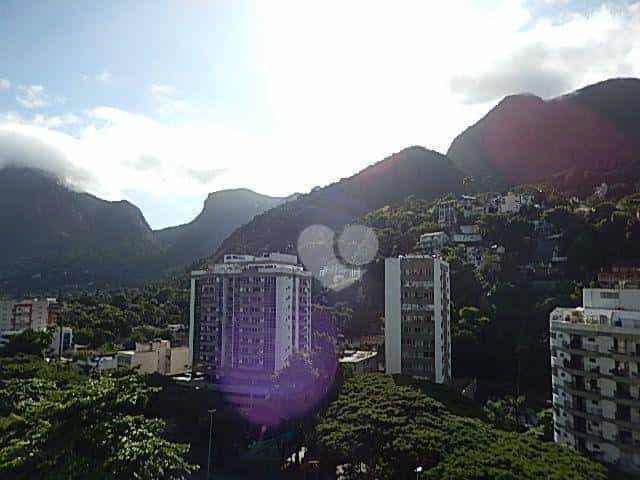 Condominium in Rocinha, Rio de Janeiro 11666779