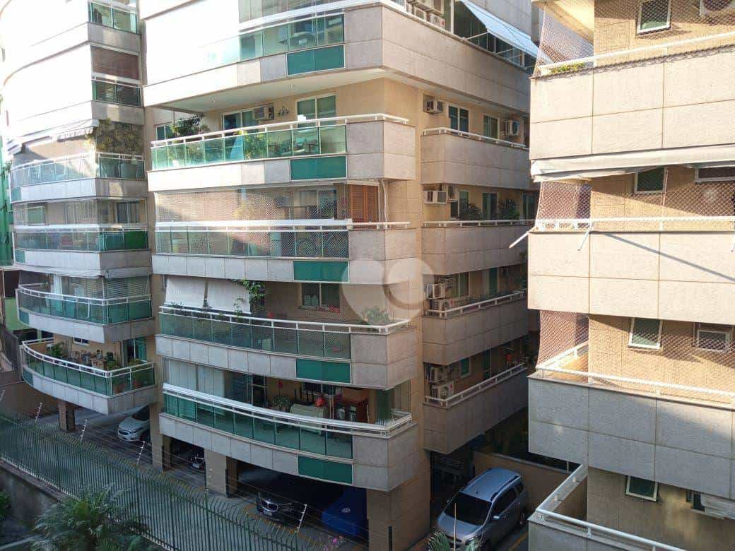Condominium in , Rio de Janeiro 11667016