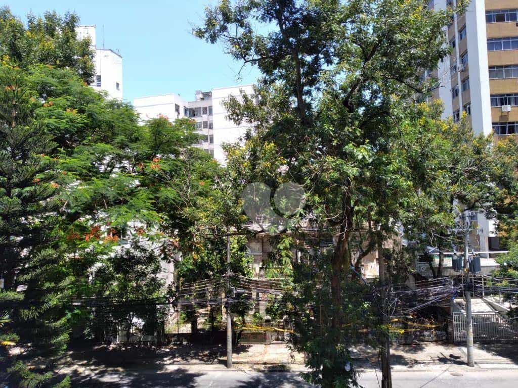 Condominium in Tijuca, Rio de Janeiro 11667247