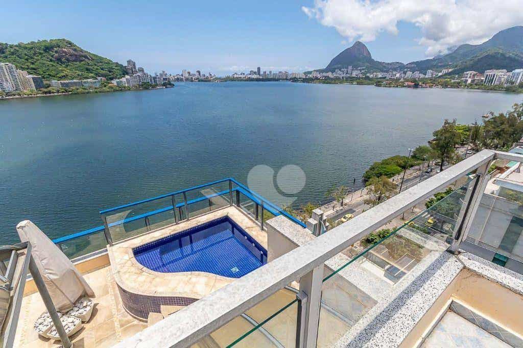 Condominium in , Rio de Janeiro 11667371