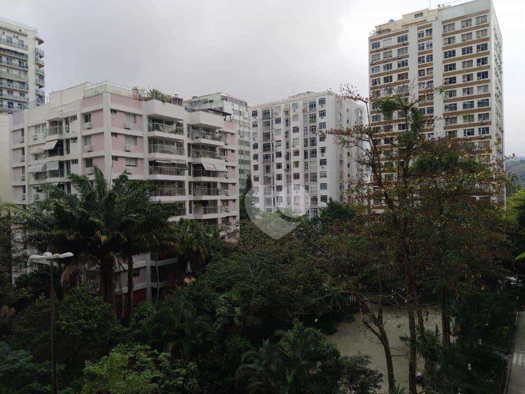 Condominium dans Lém, Rio de Janeiro 11667773