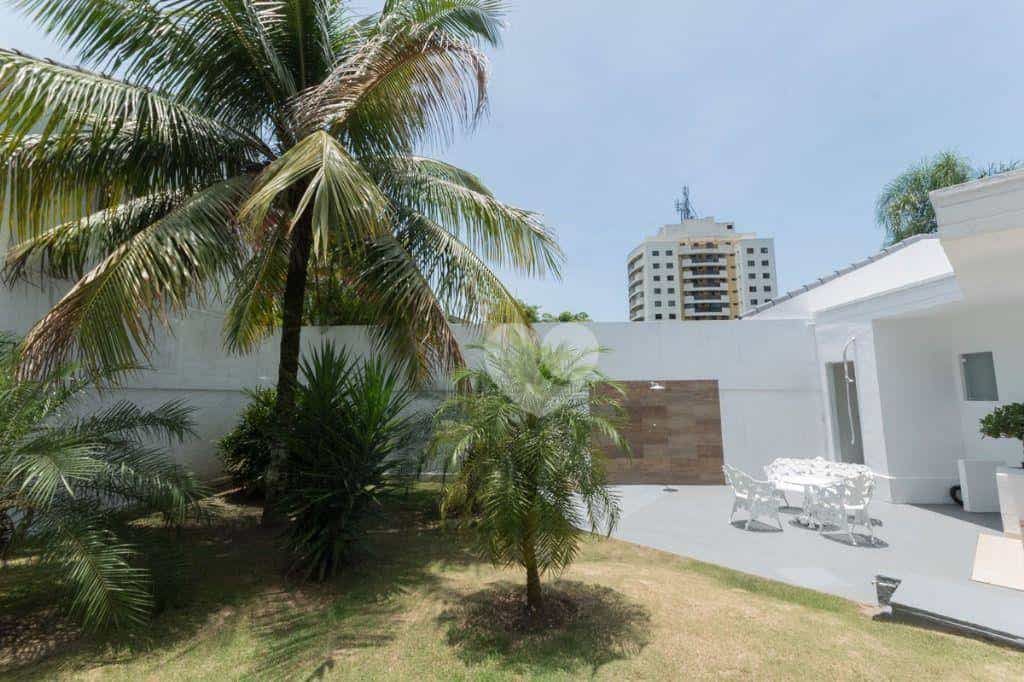 жилой дом в Рекрейо-дос-Бандейрантес, Рио де Жанейро 11667878