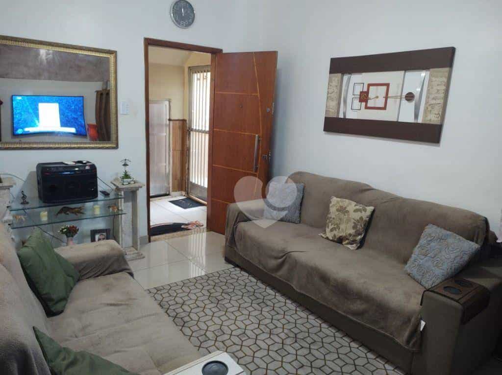 Condominium in Ramos, Rio de Janeiro 11667918