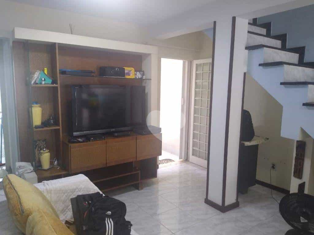 House in , Rio de Janeiro 11668130