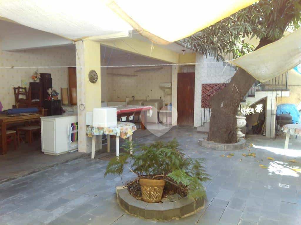House in , Rio de Janeiro 11668312