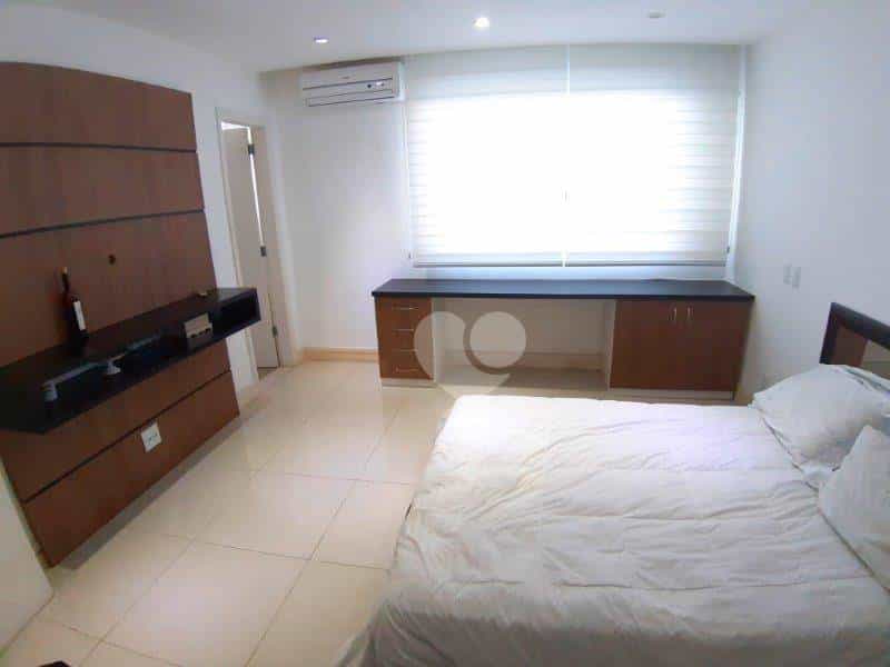 Condominium in , Rio de Janeiro 11668527