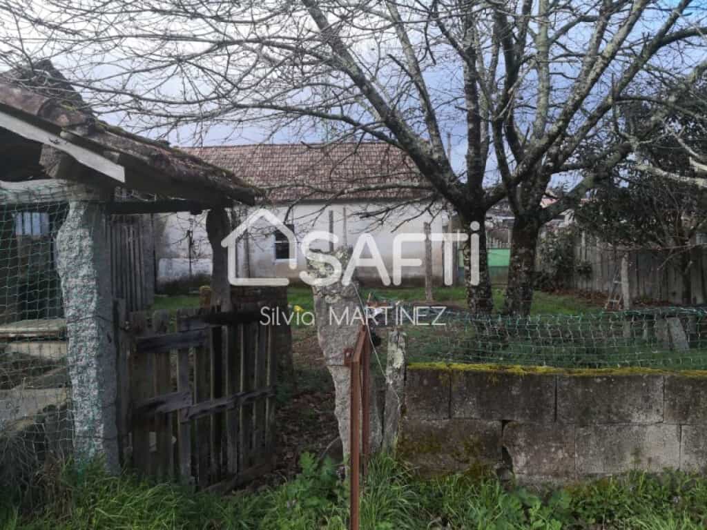 House in Salvatierra de Mino, Galicia 11669835