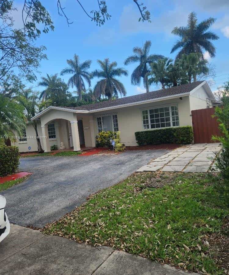 Casa nel Pietro, Florida 11669946