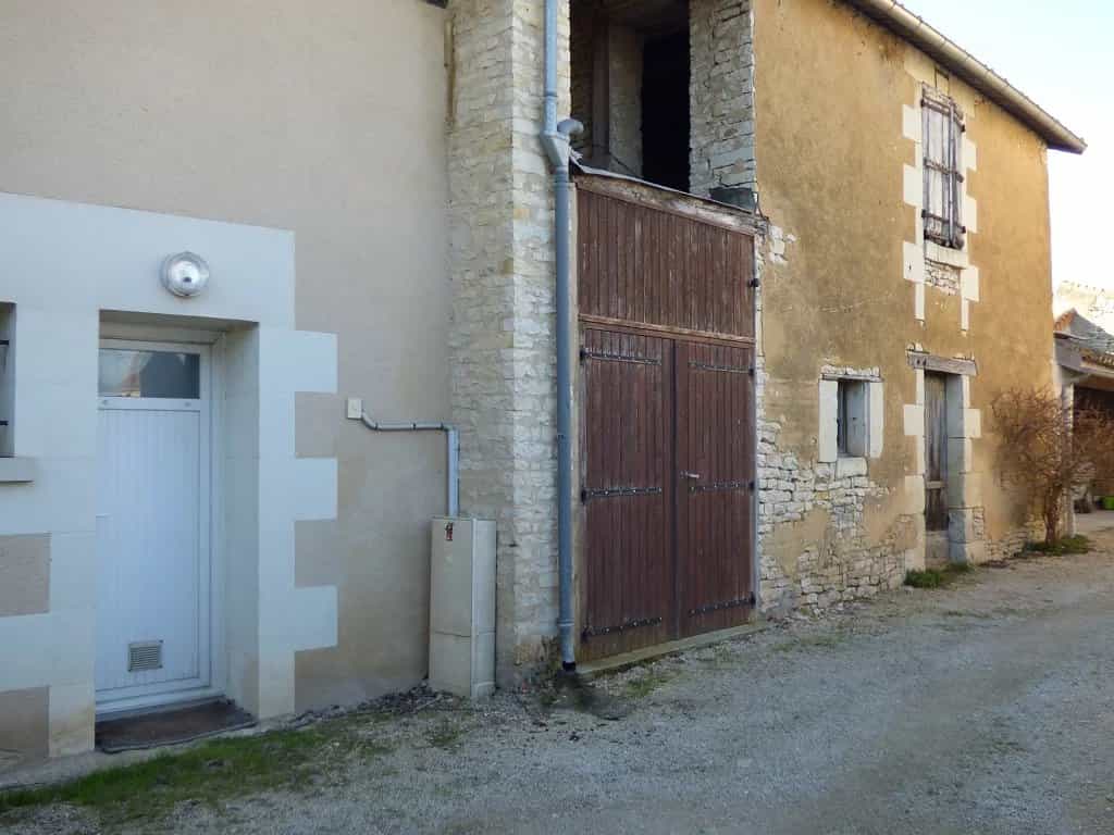 rumah dalam Saint-Jean-de-Sauves, Vienne 11669990