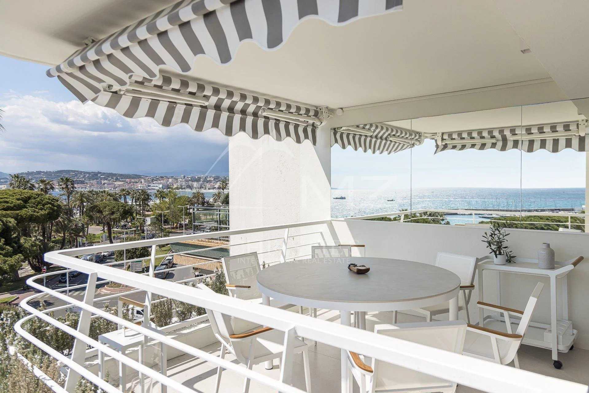 公寓 在 Cannes, Alpes-Maritimes 11669997