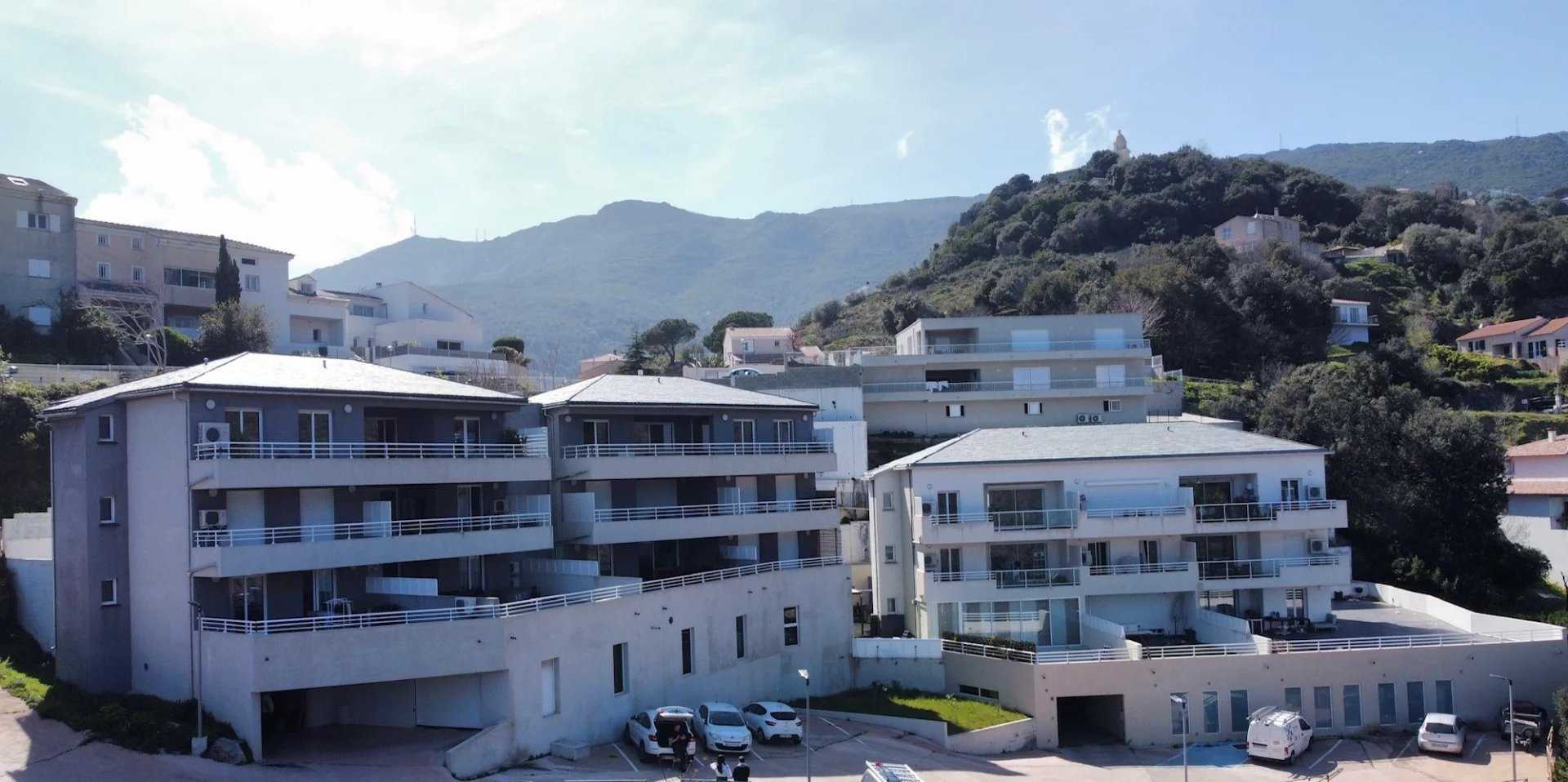 Condominium in Pietra Rossa, Corsica 11670010