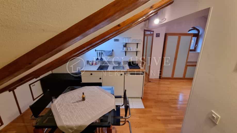 公寓 在 Rijeka, Primorsko-goranska županija 11670488