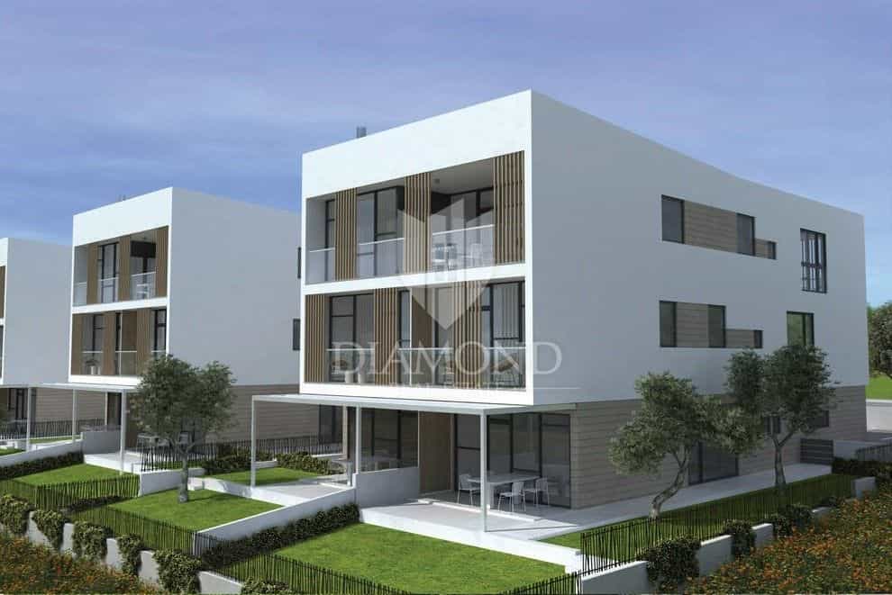 Condominium in Rovinj, Istria County 11670577