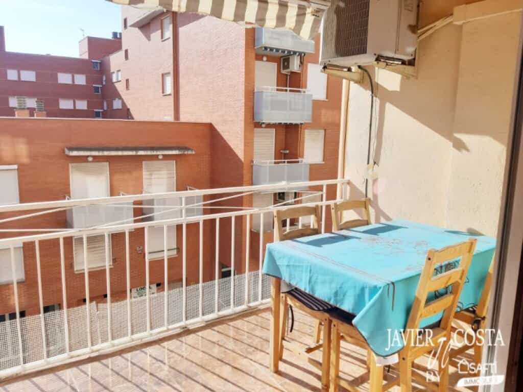Condominium in San Carlos de la Rapita, Catalonia 11670835
