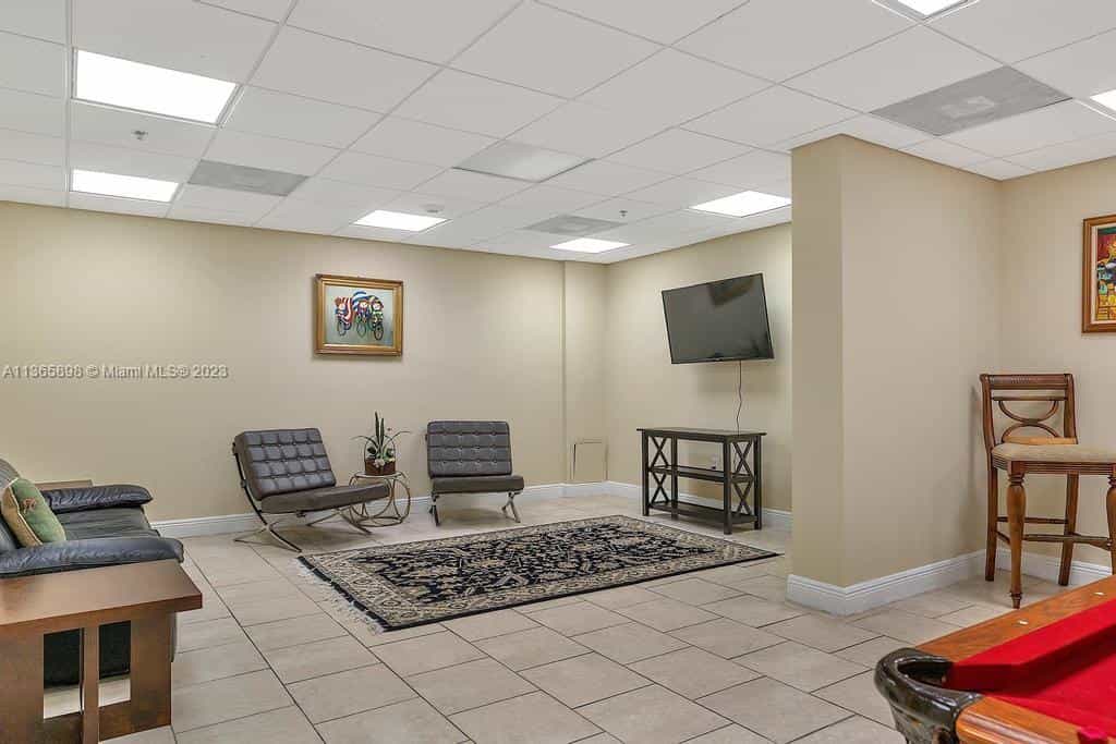 公寓 在 Coral Gables, Florida 11670909