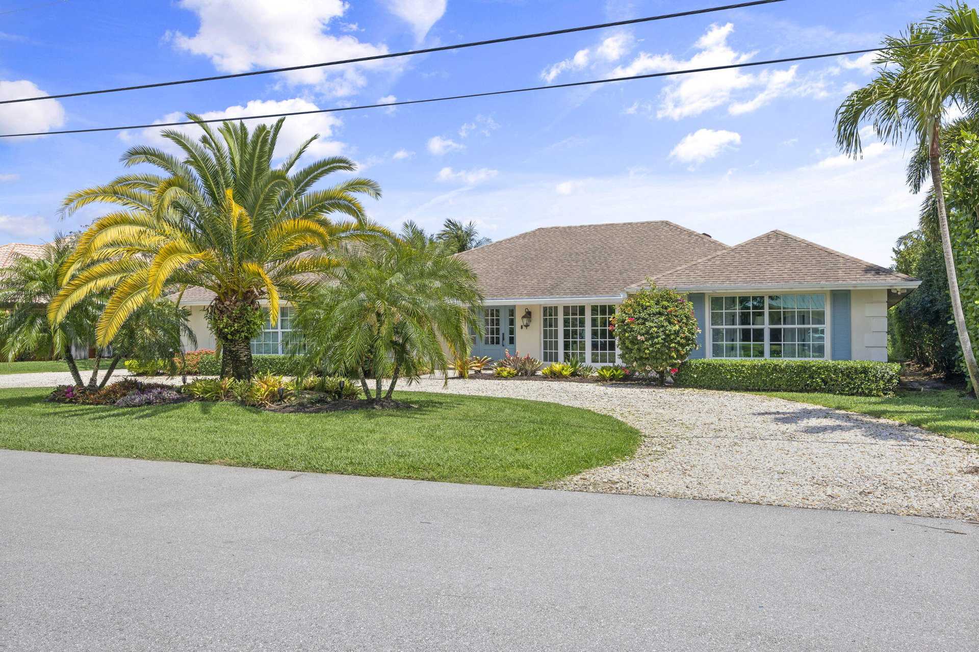 House in Tequesta, Florida 11670917