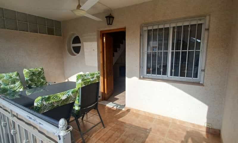 Rumah di Kampoamor, Valencia 11671471