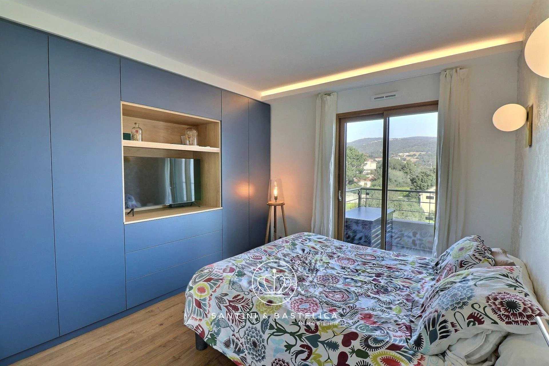 Condominium in Ajaccio, Corsica 11679224
