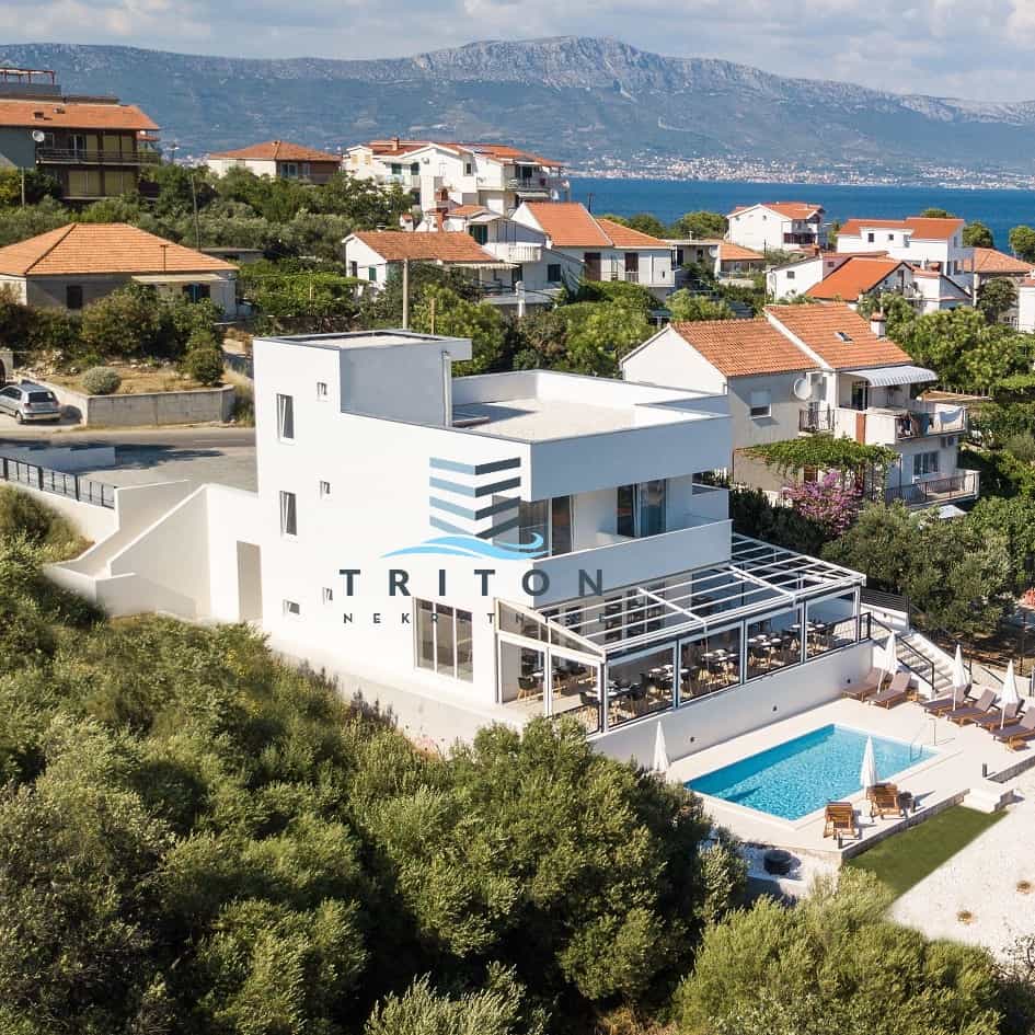 House in , Split-Dalmatia County 11679493