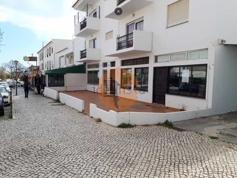 Retail in Olhos de Agua, Faro 11679517