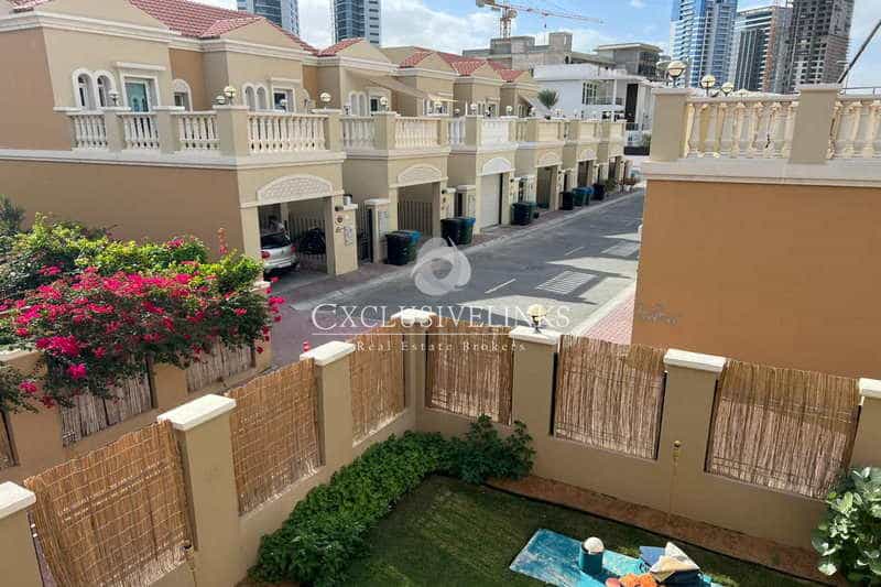 House in Dubai, Dubayy 11679573